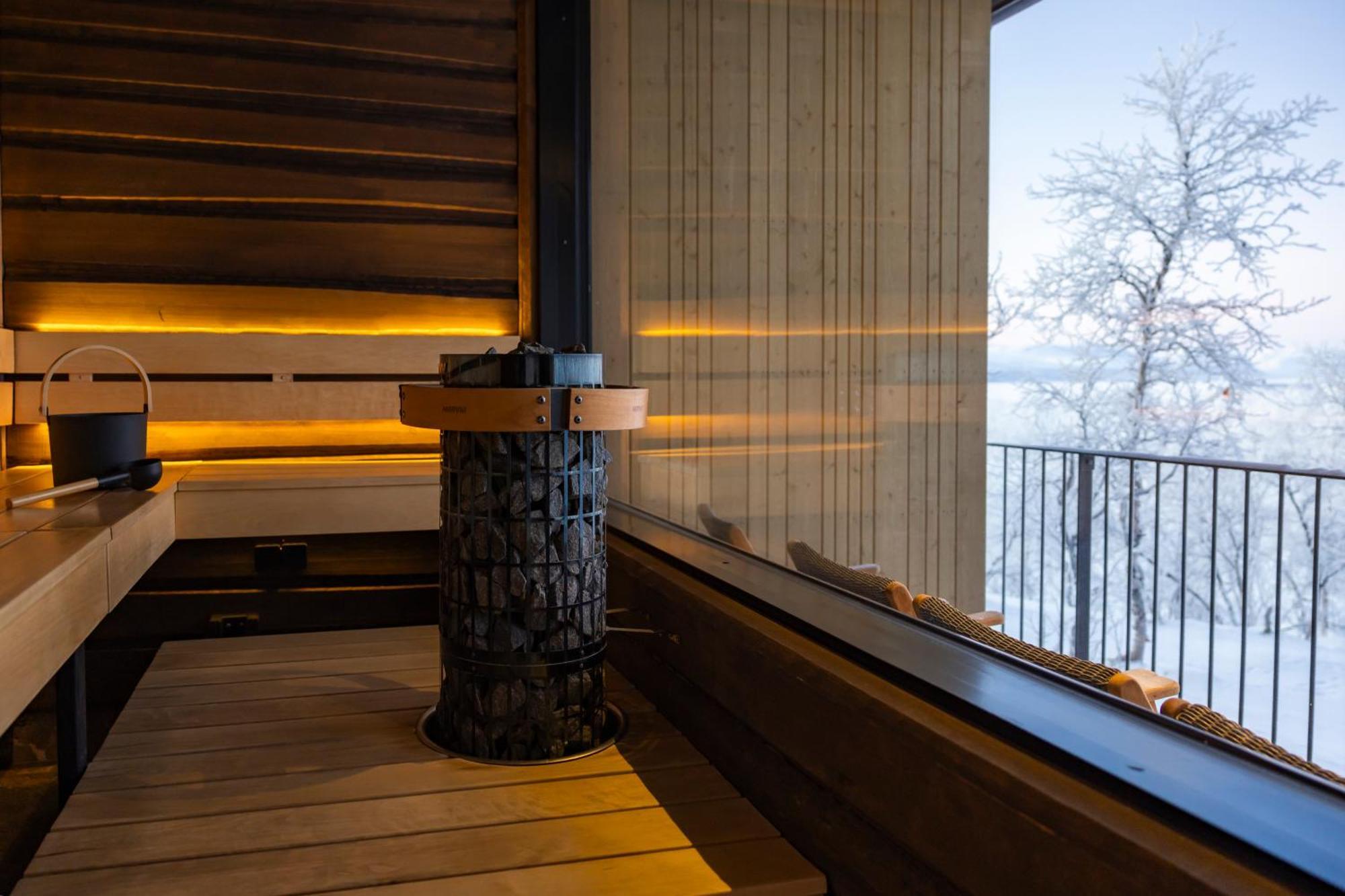 Cahkal Hotell 4*